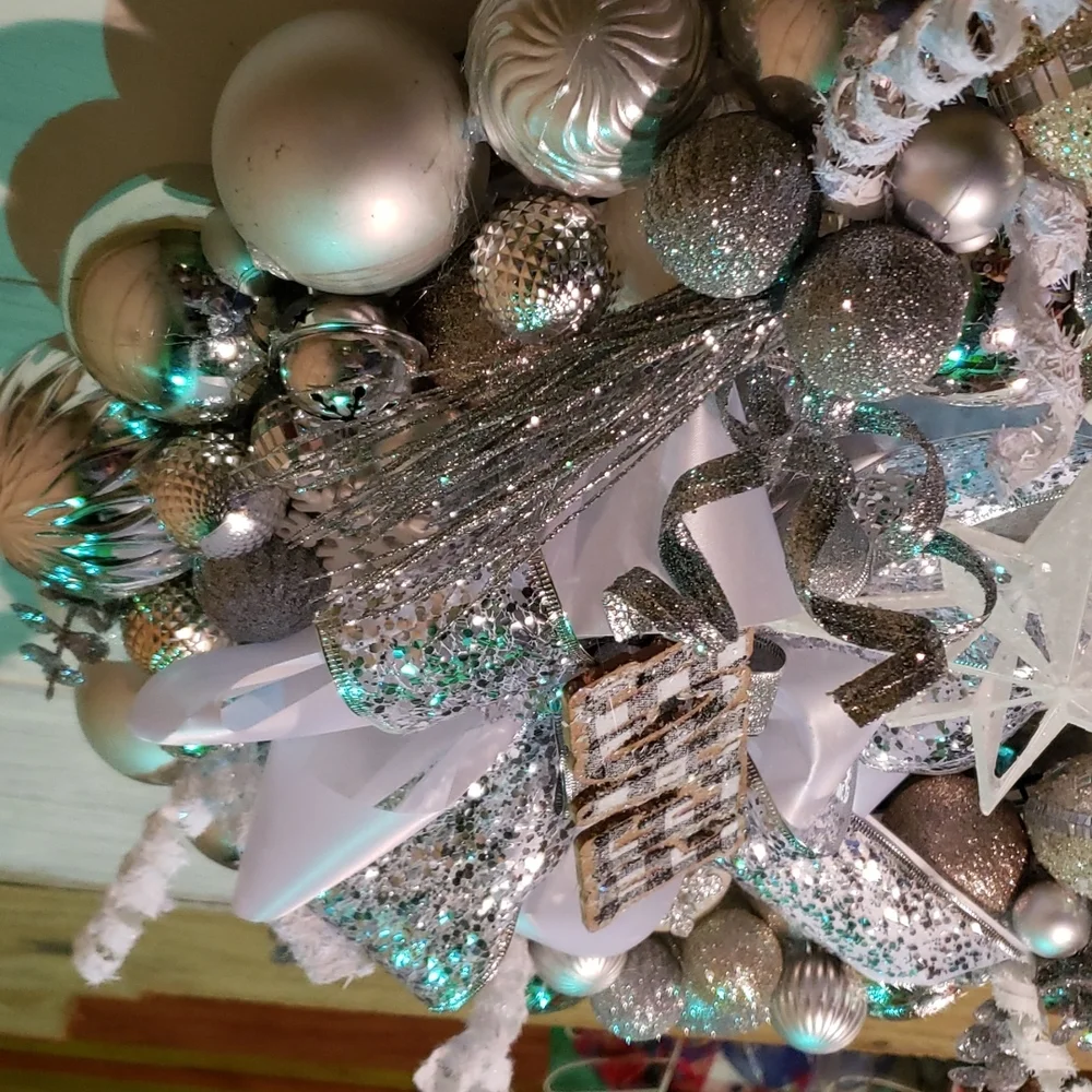 Silver Bauble Wreath